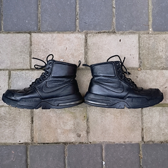 Nike Air Max Goaterra 2.0 Boots Triple, Size 9, Black - Picture 3 of 9